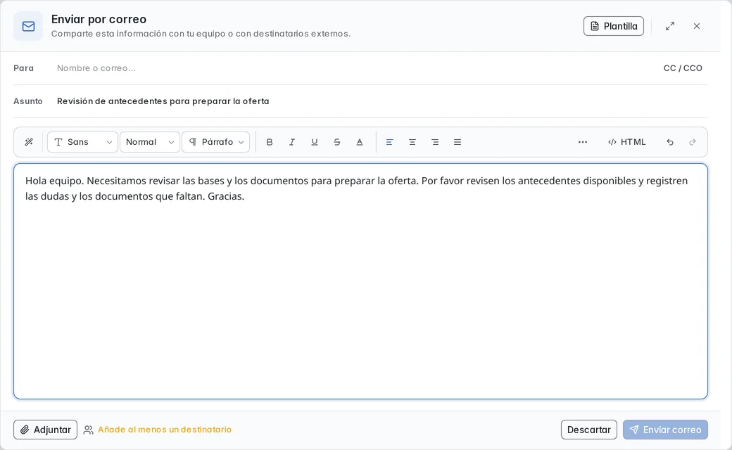 Compositor real con una solicitud de revisión escrita, sin destinatarios y con Enviar correo deshabilitado.